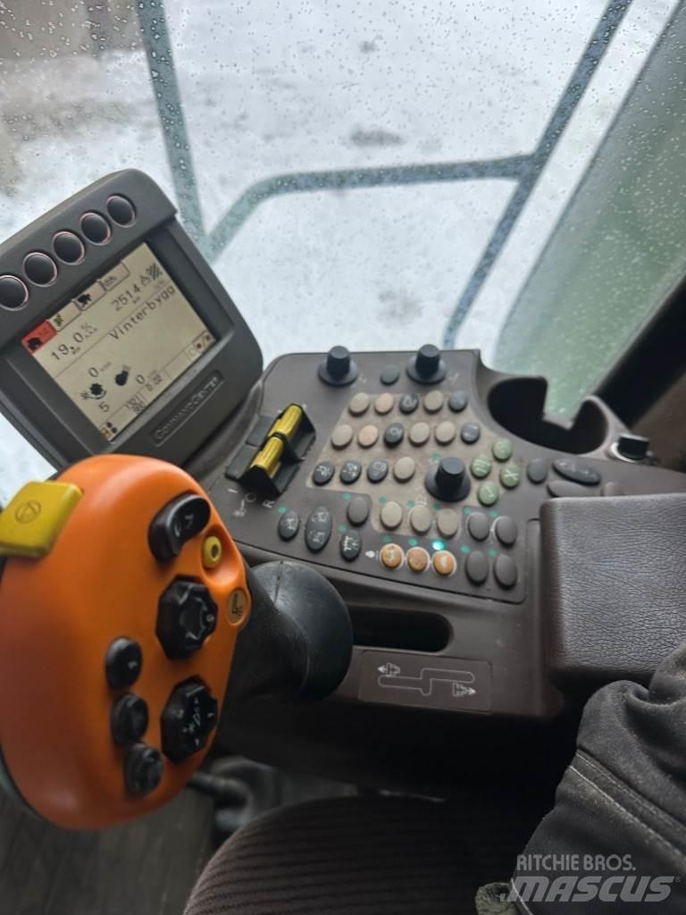 John Deere T550 Комбайни