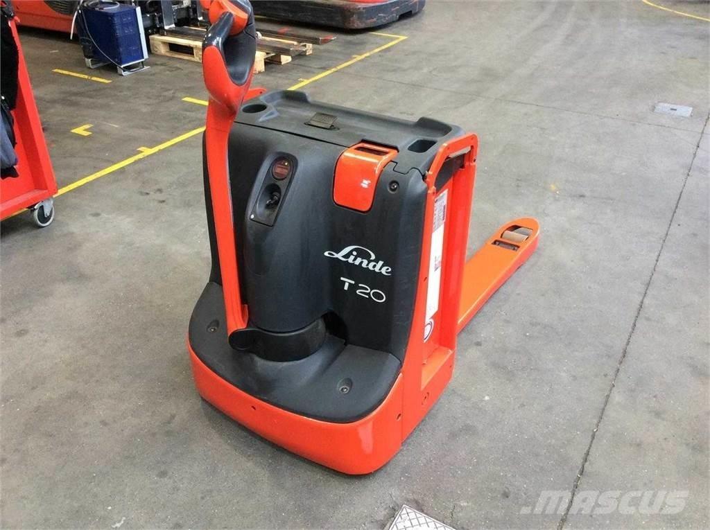 Linde T20 Колички високоповдигачи с теглич