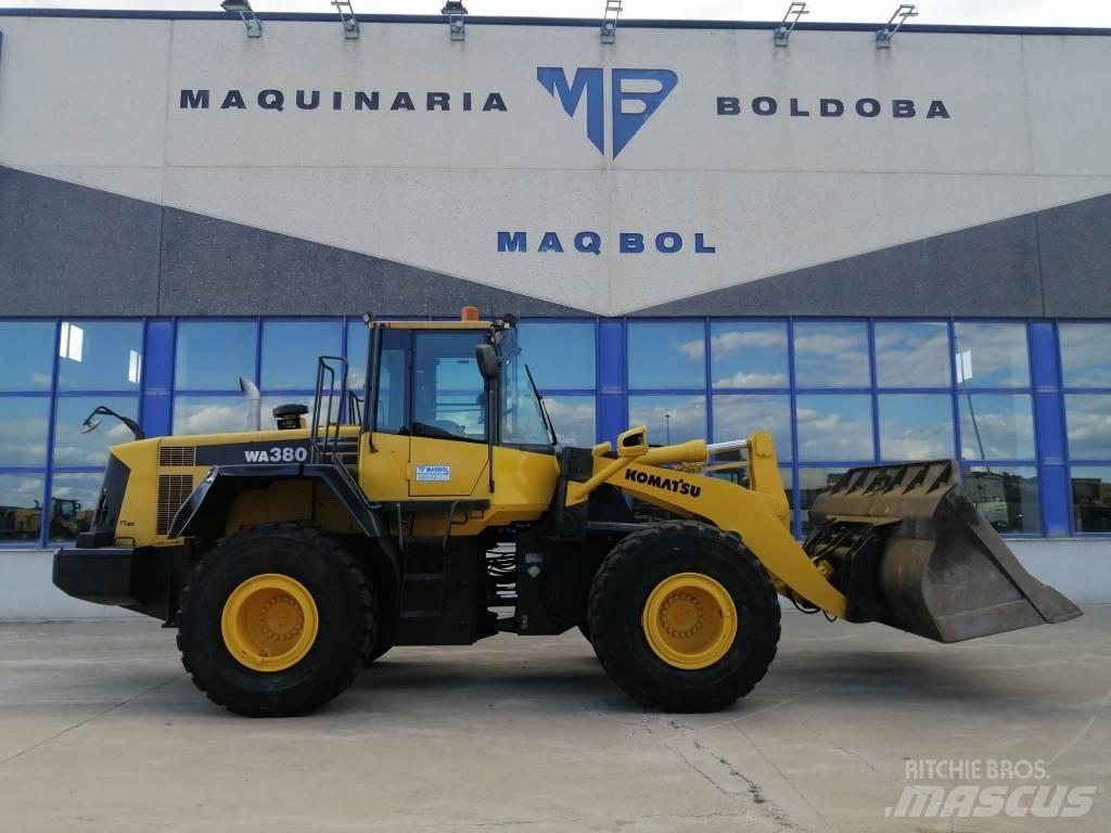 Komatsu WA 380-6 Колесни товарачи