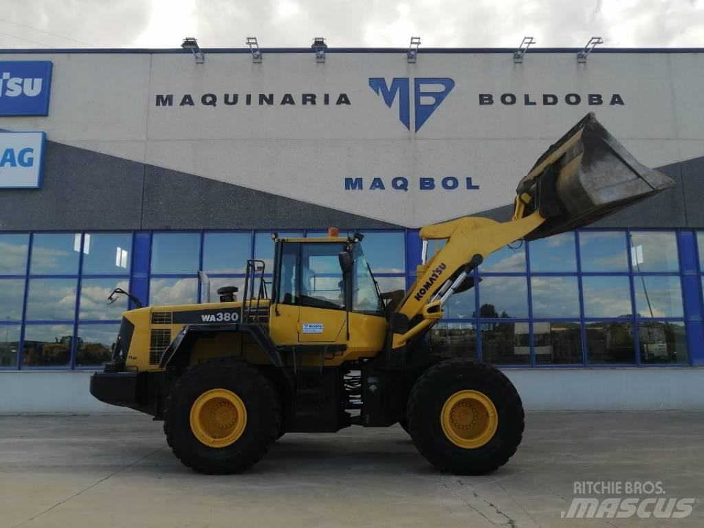 Komatsu WA 380-6 Колесни товарачи