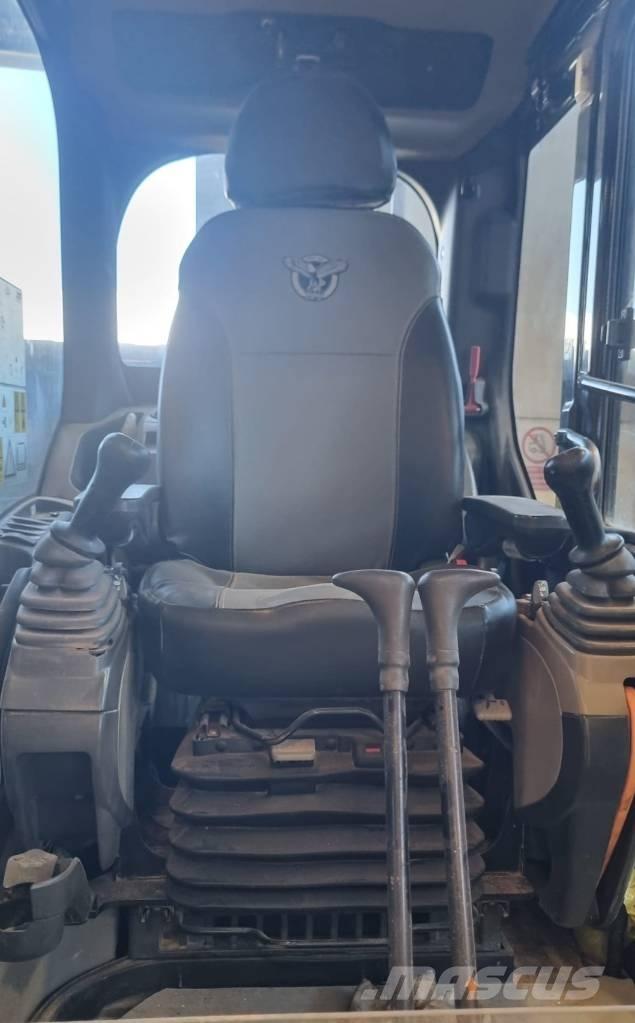 CASE CX 210 D Верижен екскаватор