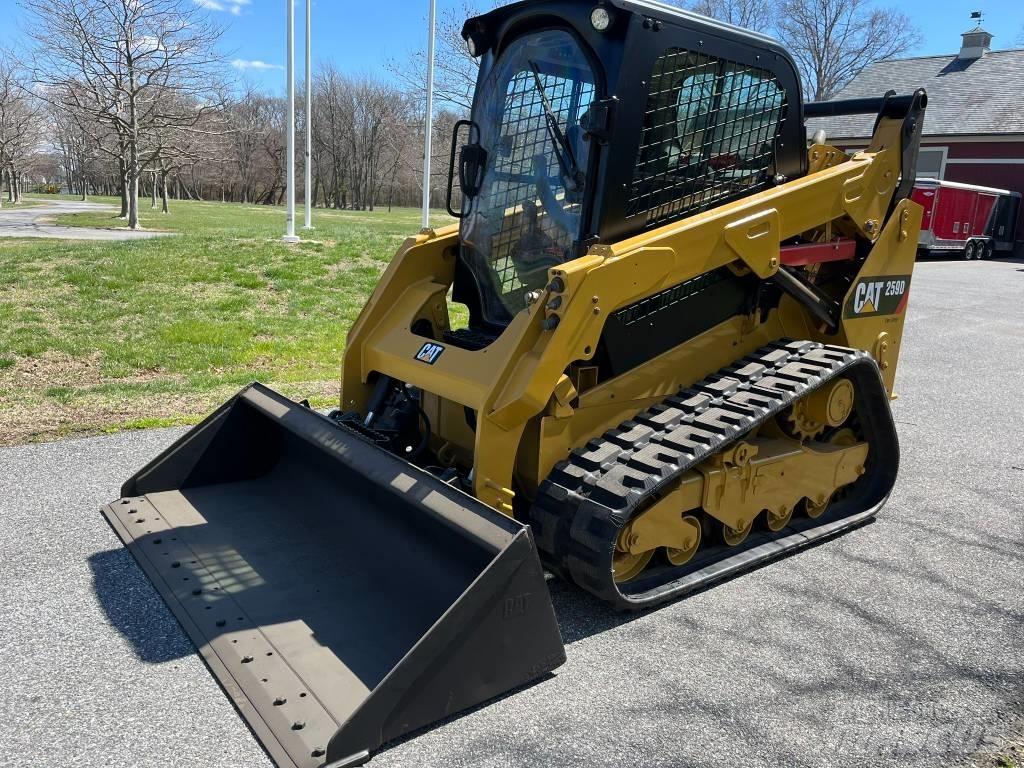 CAT 259 D Мини товарачи
