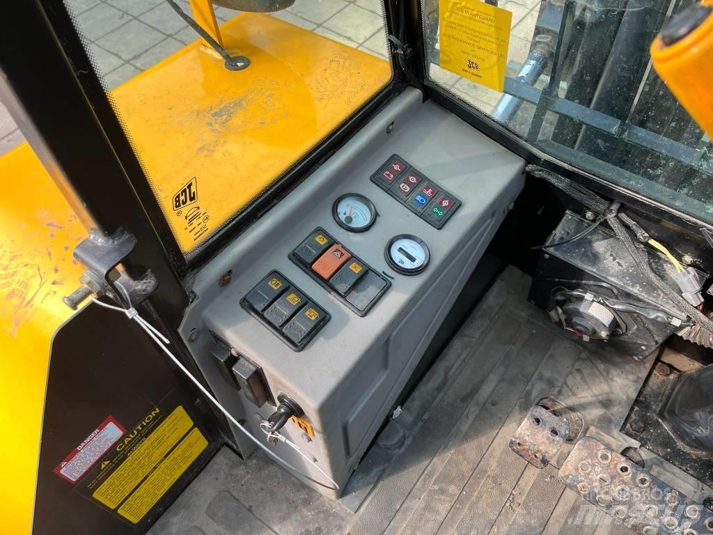 JCB 930 Камиони за херавни местности