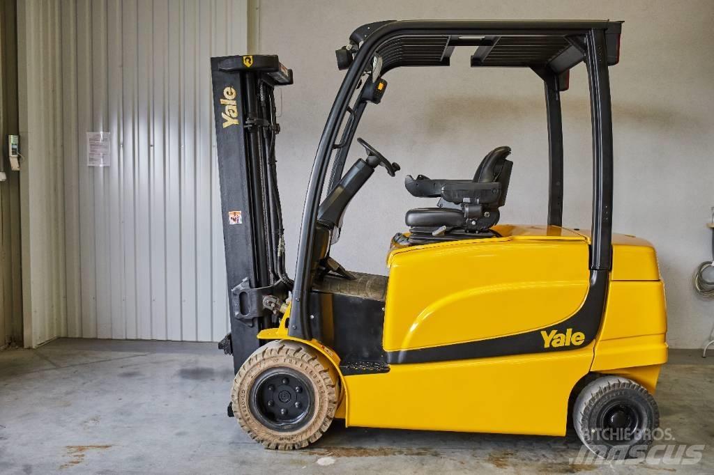 Yale ERP35VL Електрически вилични кари-повдигачи