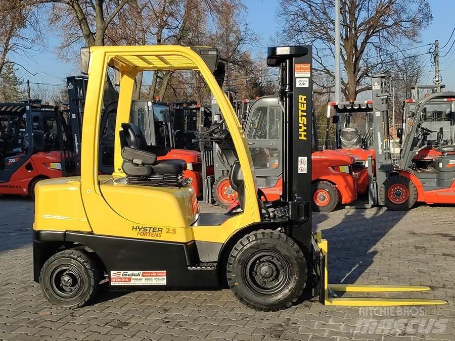 Hyster H2.5FT Дизелови камиони