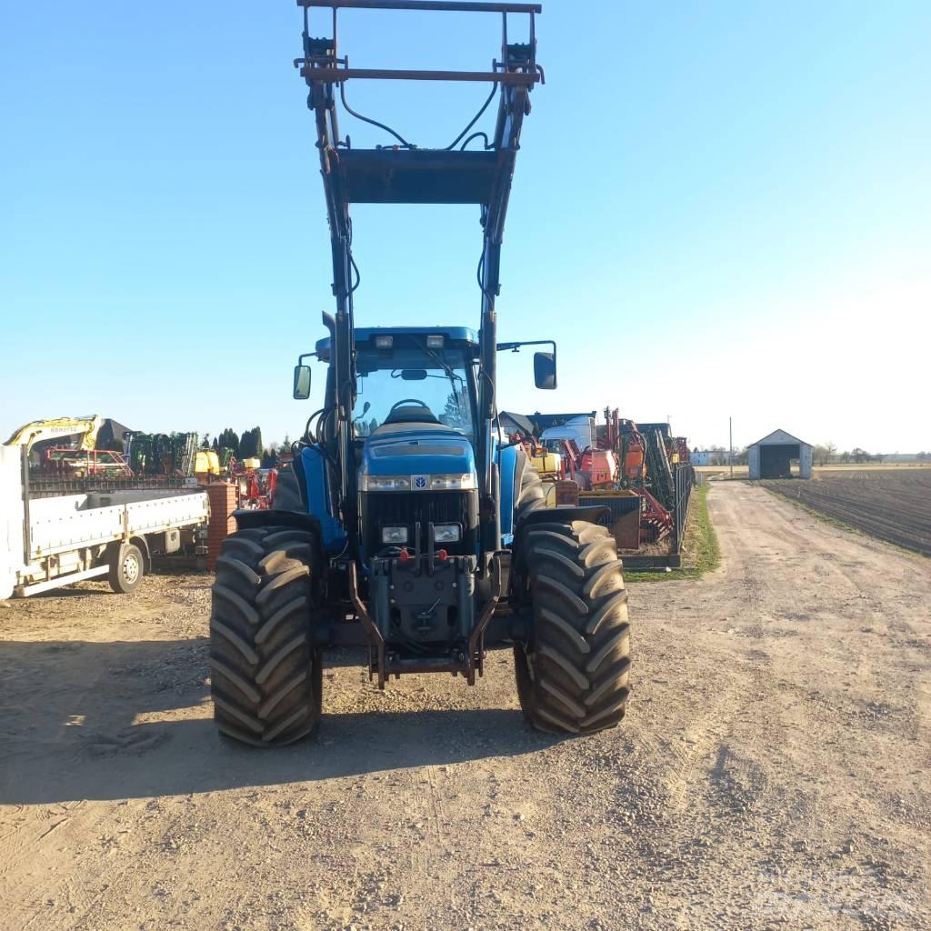 New Holland 8770 Трактори