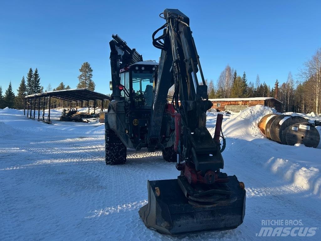 Huddig 1260 C Товарач със заден ексватор