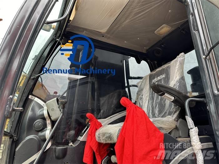 Hyundai R220-9S Верижен екскаватор