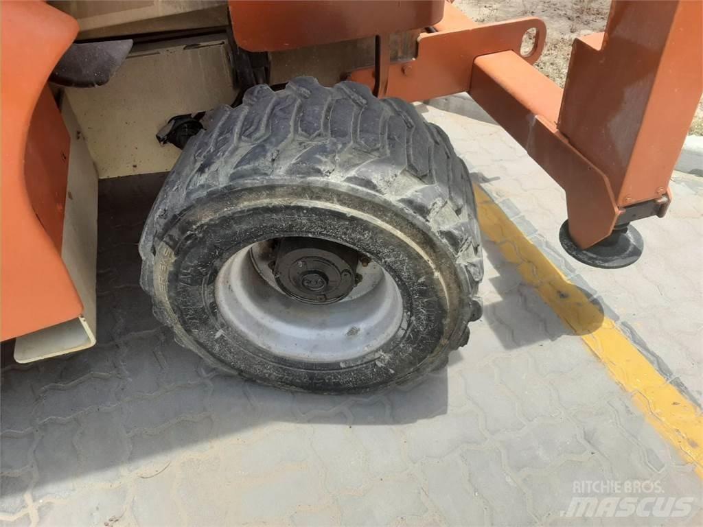 JLG 3394RT Ножични работни платформи