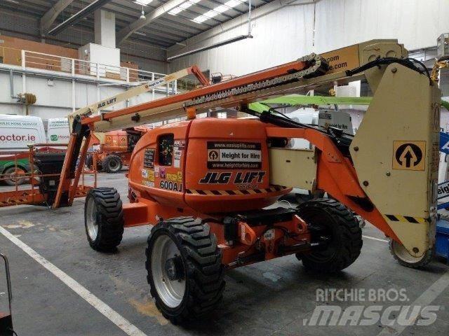 JLG 600AJ Съчленени стрелови подемници