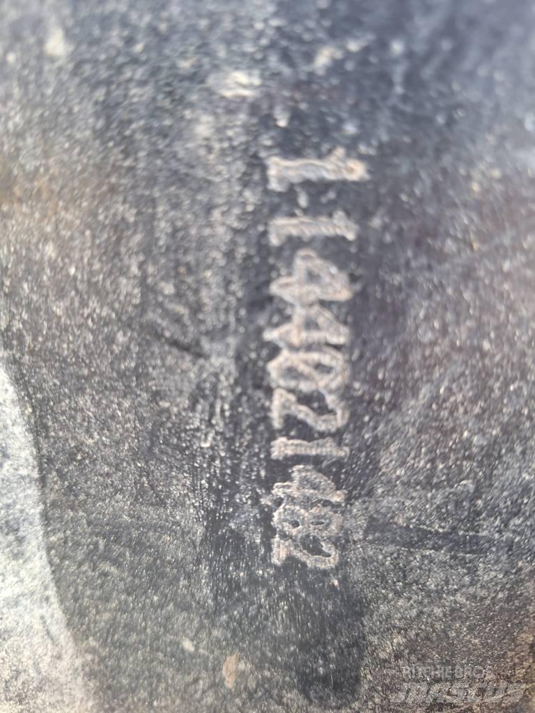 Komatsu 931 XC Харвестери
