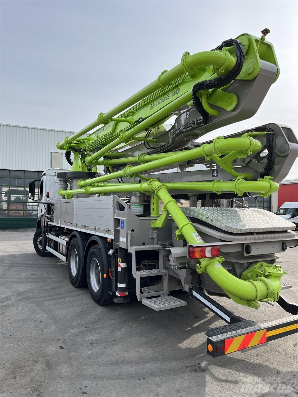 Zoomlion ZL 36 Бетонопомпи
