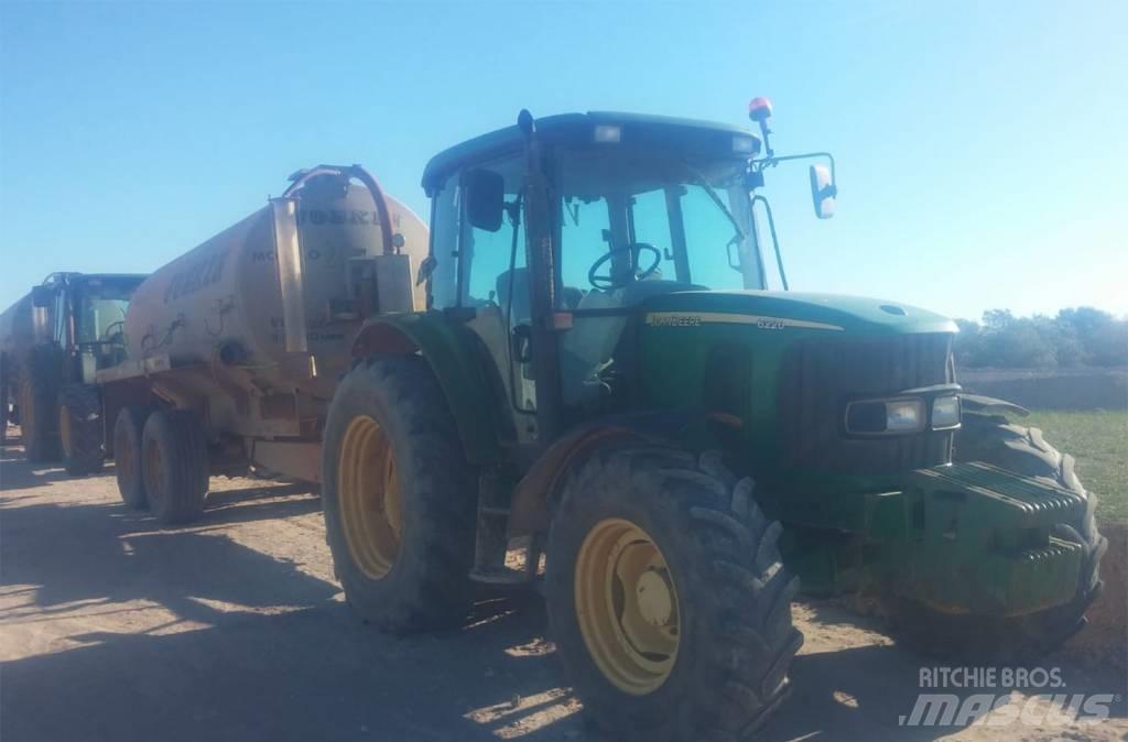 John Deere 6220 Трактори