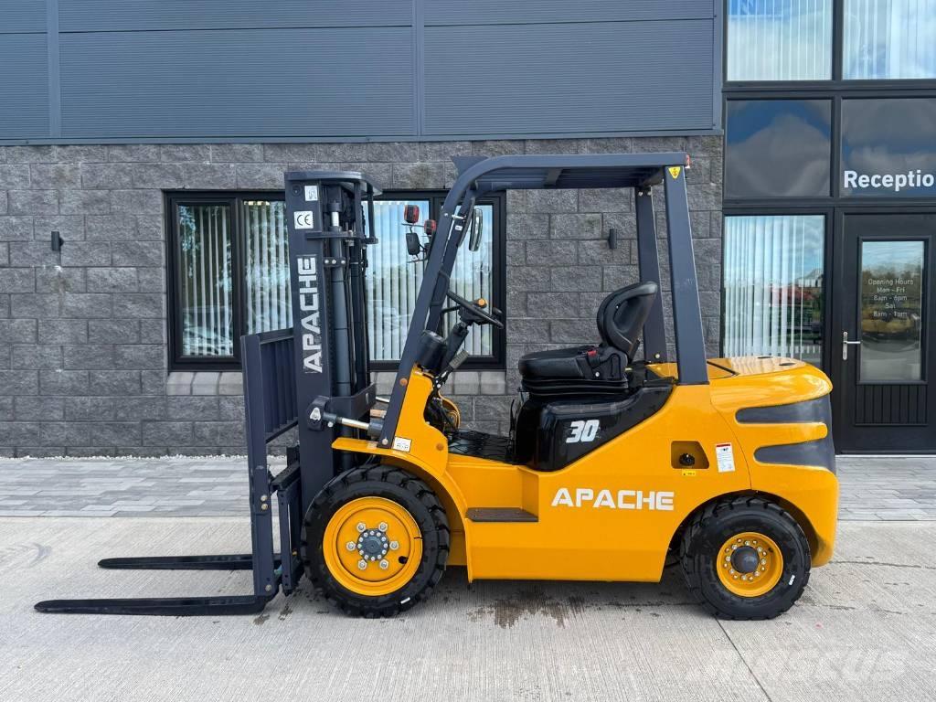 Apache HH307 Дизелови камиони