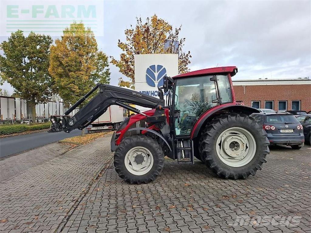 Valtra a95 hi-tech Трактори