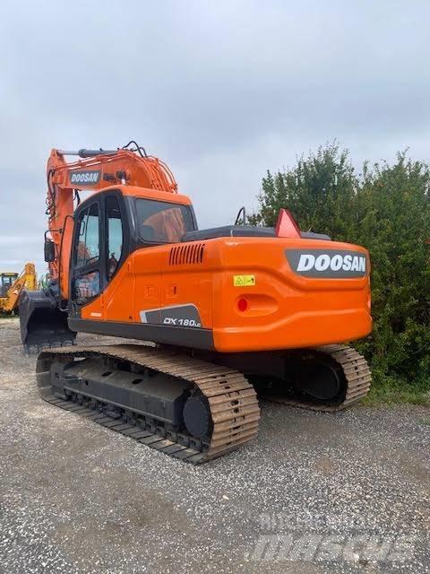 Doosan DX 180 LC Верижен екскаватор