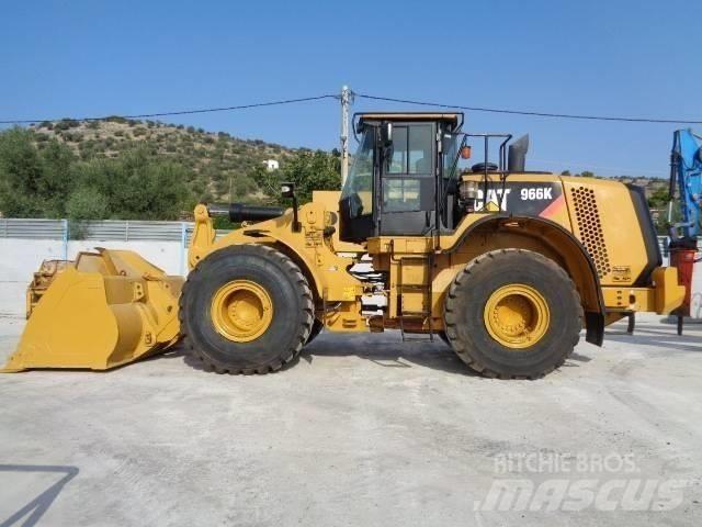 CAT 966 K Колесни товарачи