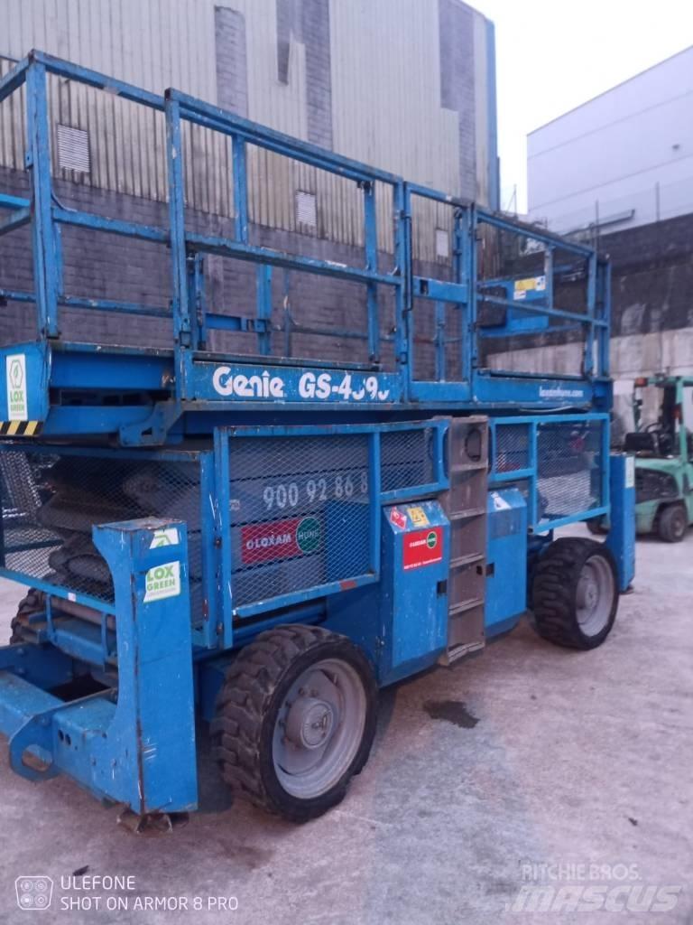 Genie GS 4390 RT Ножични работни платформи