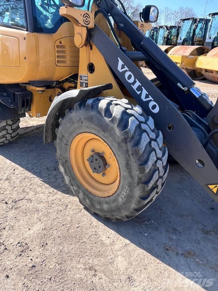 Volvo L 20 F Колесни товарачи