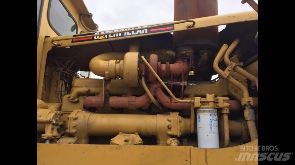 CAT D 9 G Верижни булдозери
