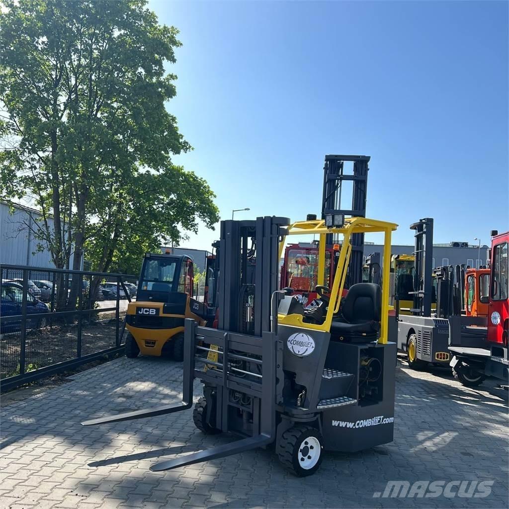 Combilift CBE 3000 Повдигач с движение в 4 посоки