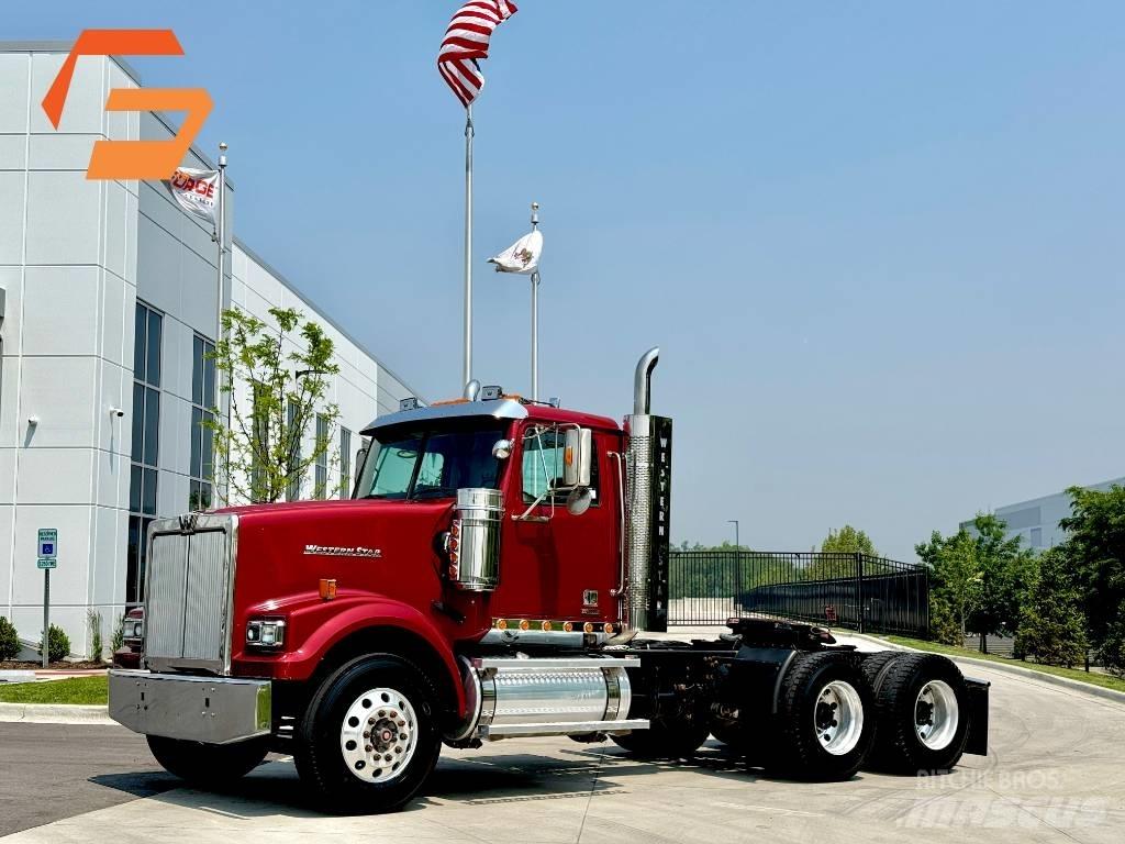 Western Star 4900 SF Влекачи
