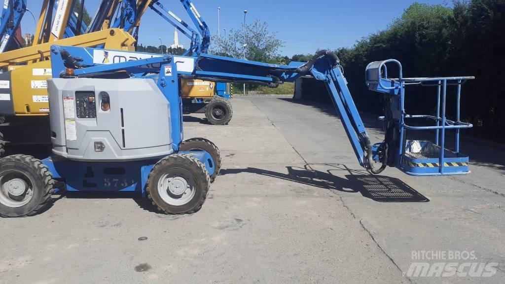 Genie Z 34/22 Съчленени стрелови подемници