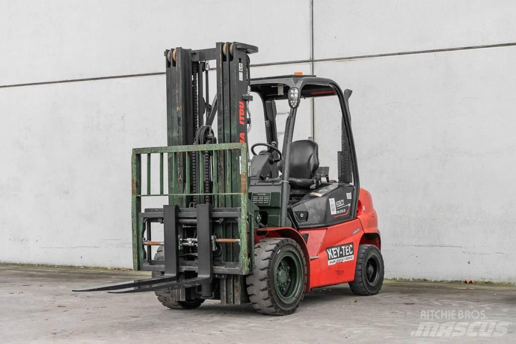 Manitou MI 35 D Дизелови камиони