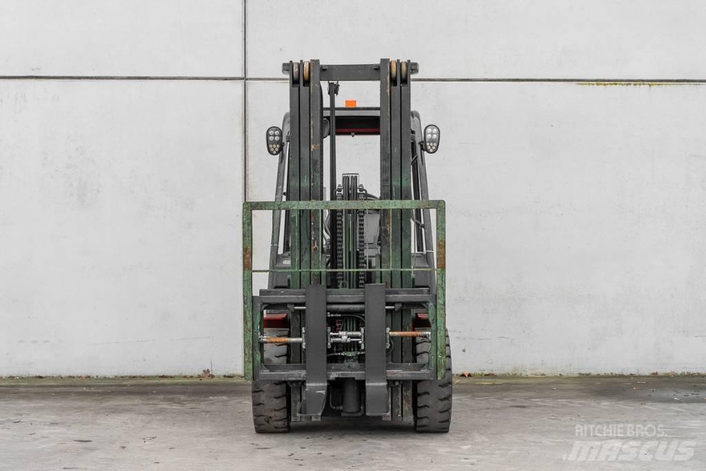 Manitou MI 35 D Дизелови камиони