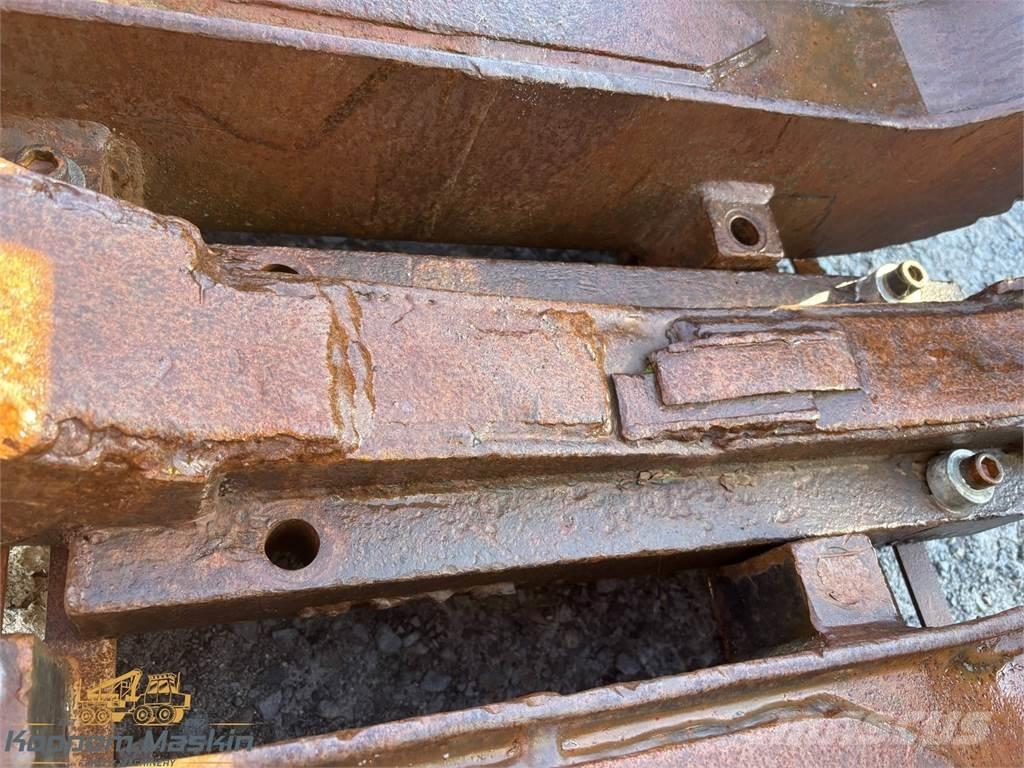 Valmet 840 Други компоненти