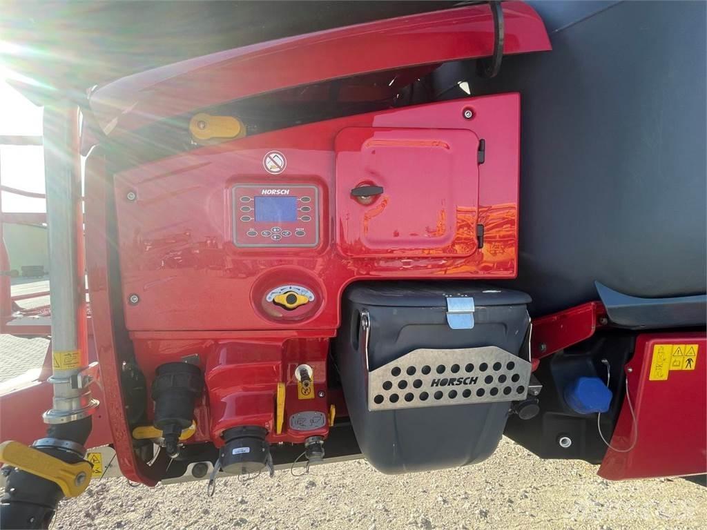 Horsch Leeb 12 TD Прикачни пръскачки
