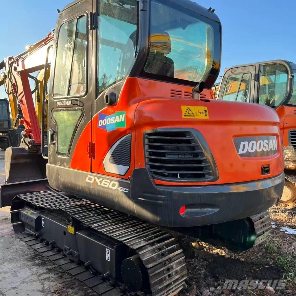Doosan DX 60 Мини екскаватори < 7 т