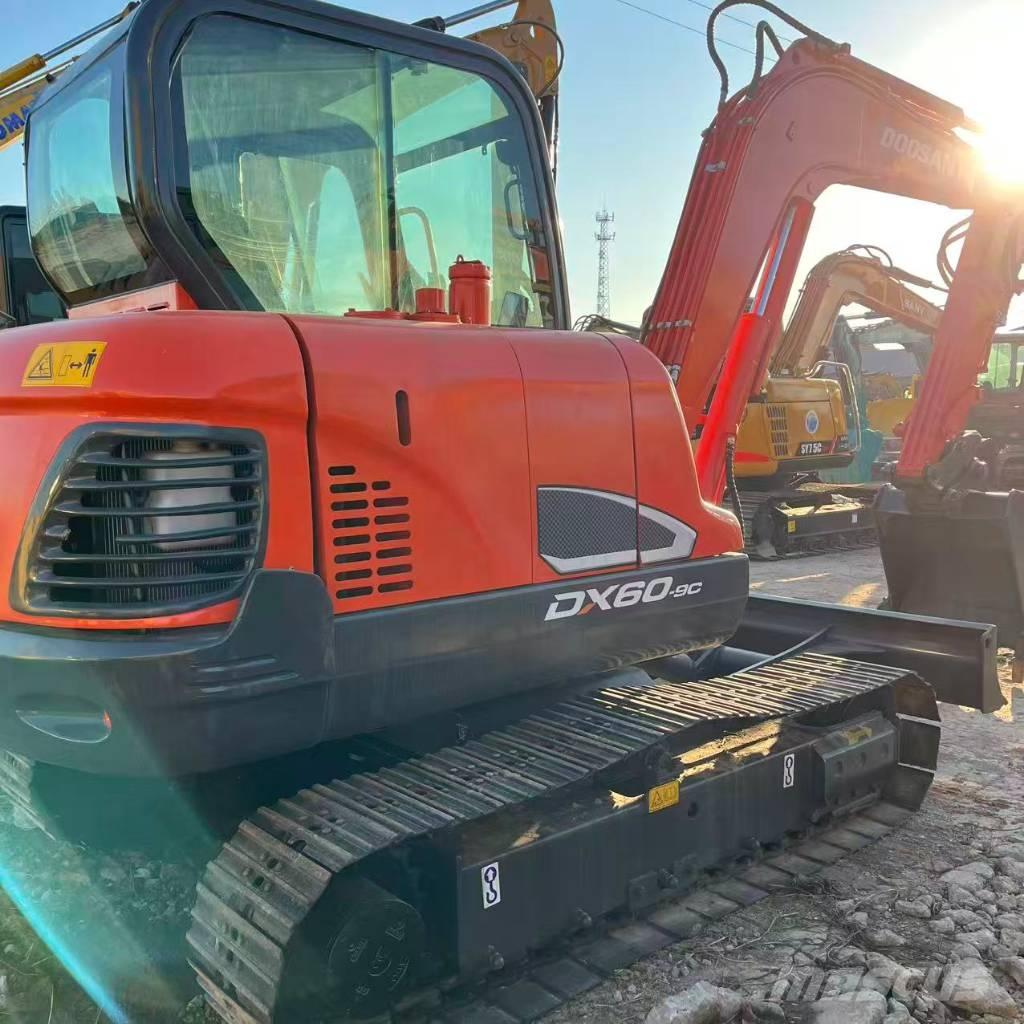 Doosan DX 60 Мини екскаватори < 7 т