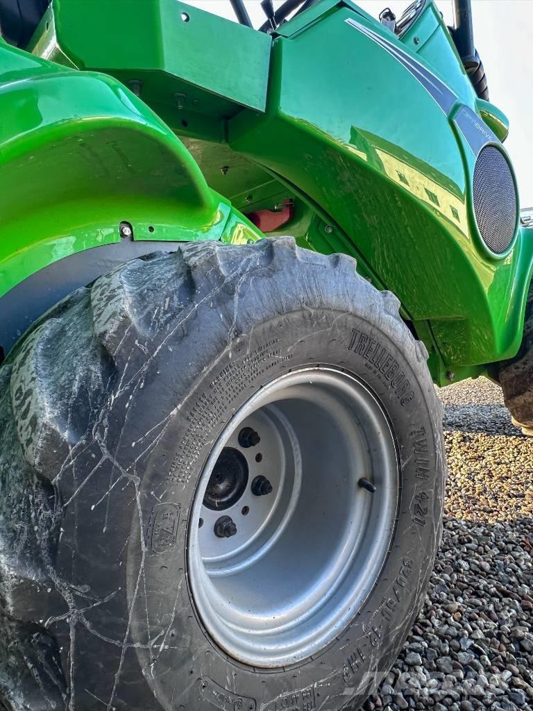 Avant 745 Многофункционални товарачи