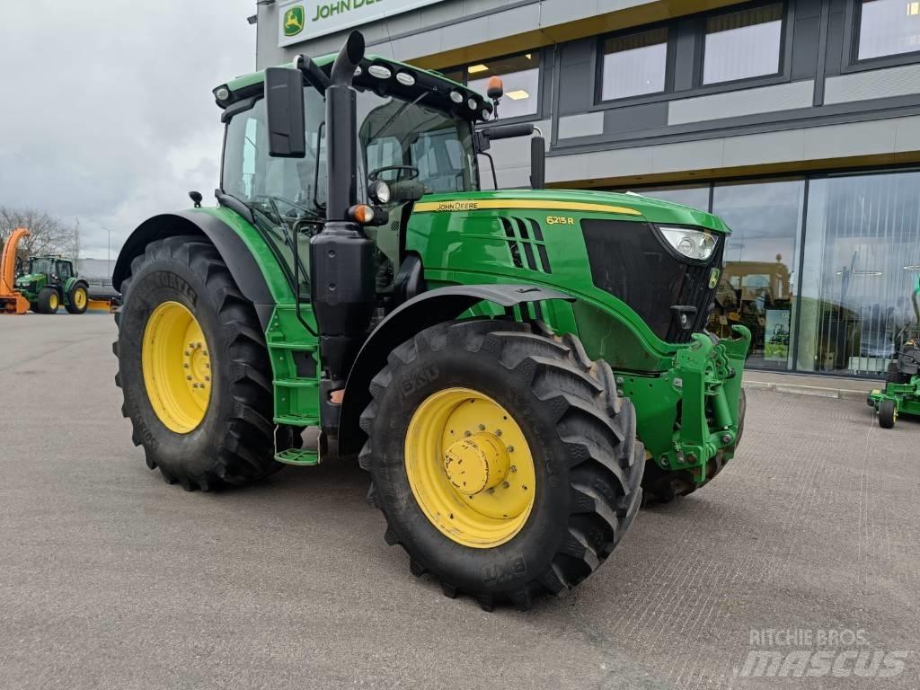 John Deere 6215 R Трактори