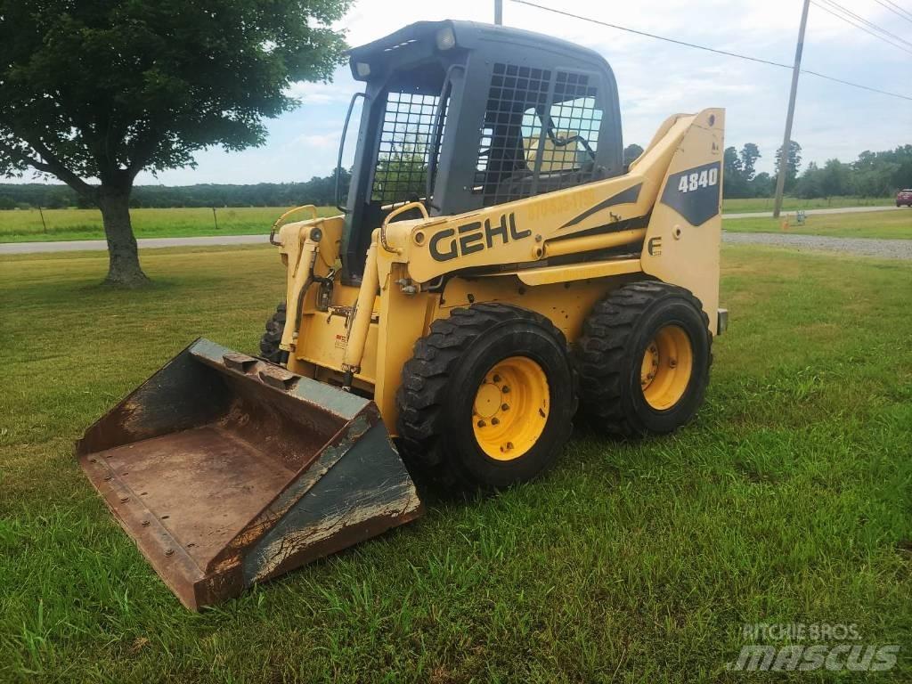 Gehl 4840 E Мини товарачи

