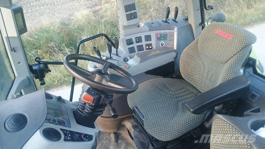 CLAAS Axion 810 CIS Трактори