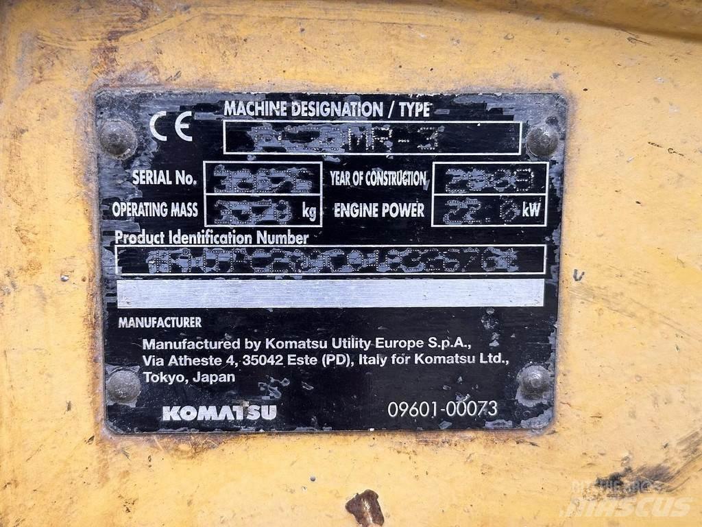 Komatsu PC30 Мини екскаватори < 7 т