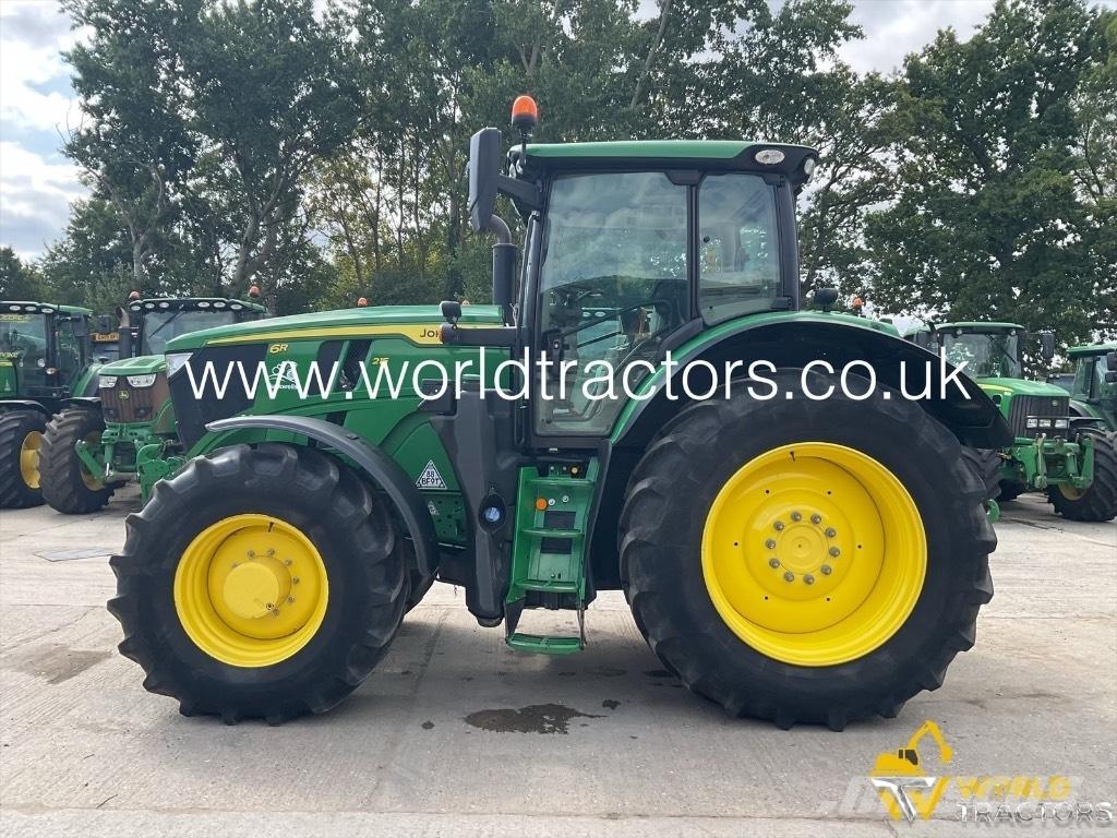 John Deere 6215 R Трактори