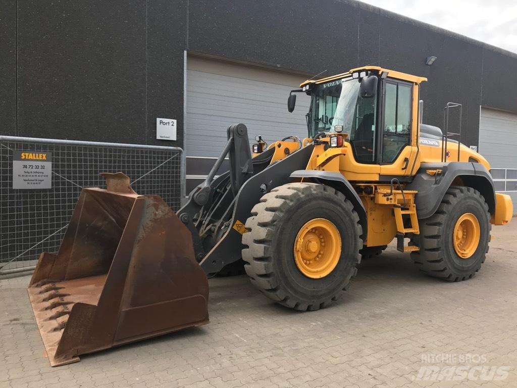 Volvo L110H Колесни товарачи