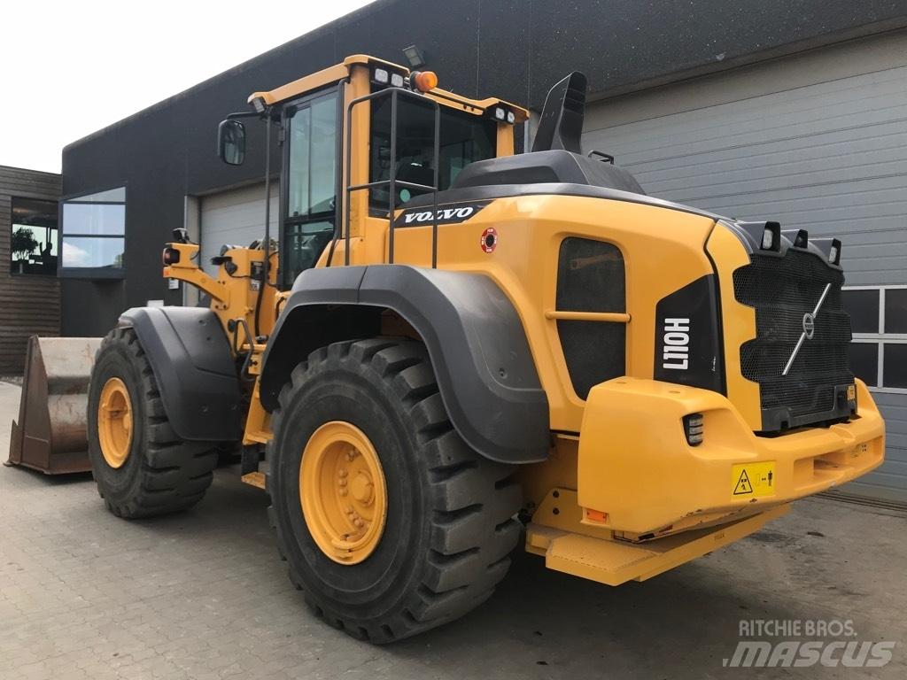 Volvo L110H Колесни товарачи