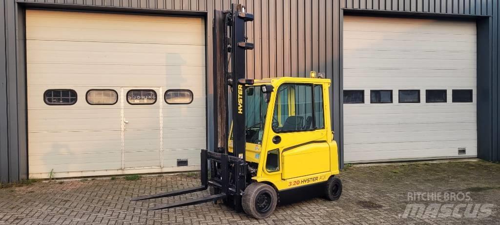 Hyster Heftruck Електрически вилични кари-повдигачи