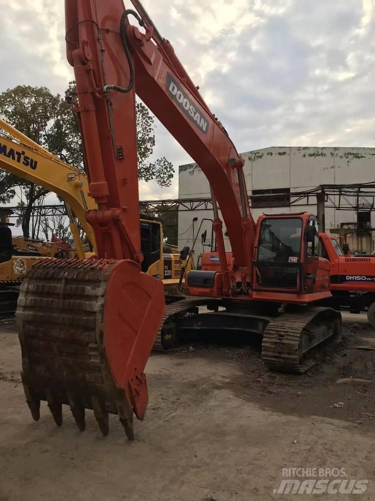 Doosan DX 300 Верижен екскаватор