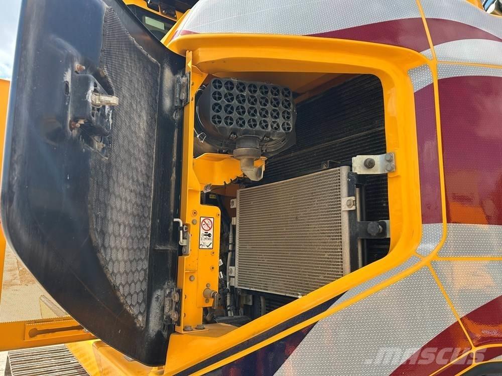 JCB 245XR Верижен екскаватор