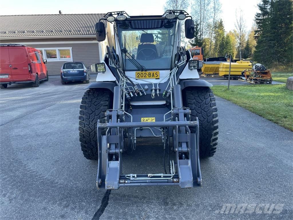 Wille 665 Компактни трактори
