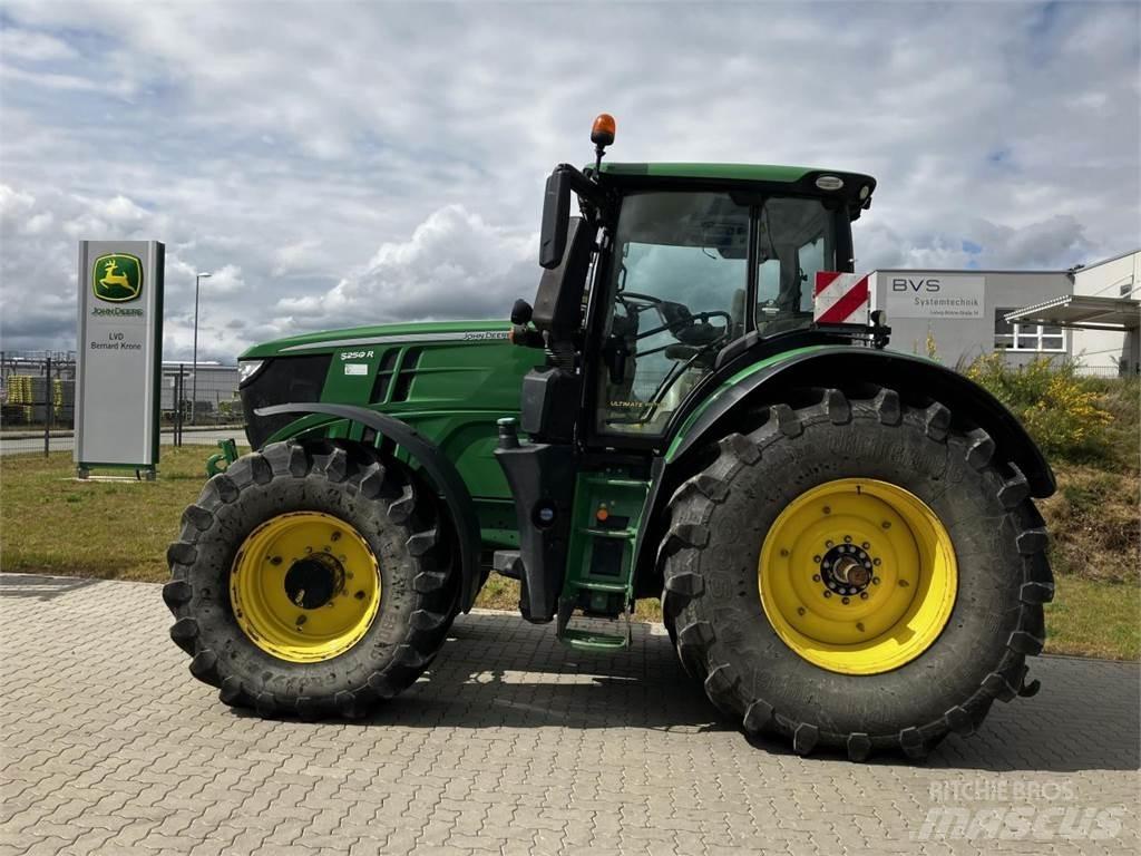 John Deere 6250R Трактори