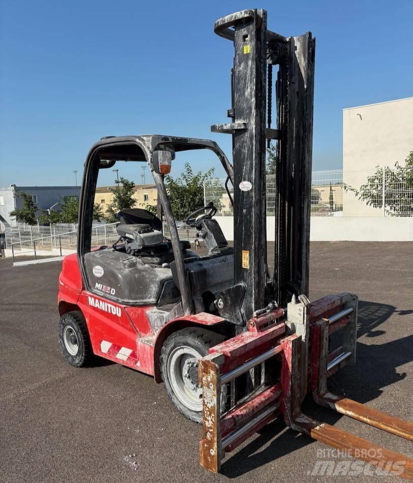 Manitou MI 35 D Дизелови камиони