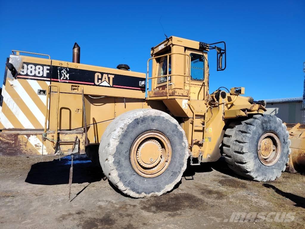CAT 988 F Колесни товарачи