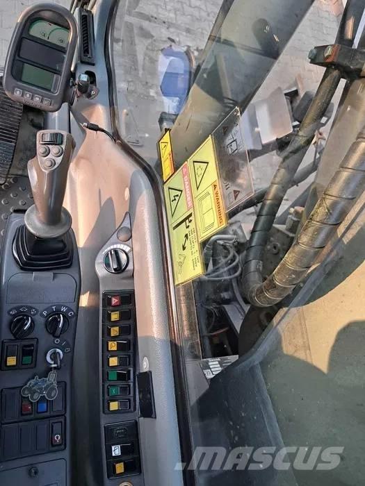 Volvo EW 140 B Колесни екскаватори