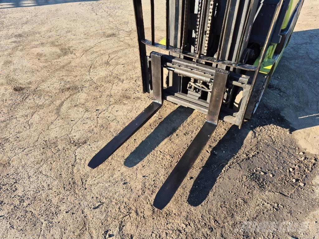 Clark C 25 L Вилични кари-повдигачи - други